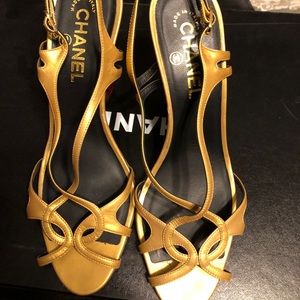 CHANEL gold heels